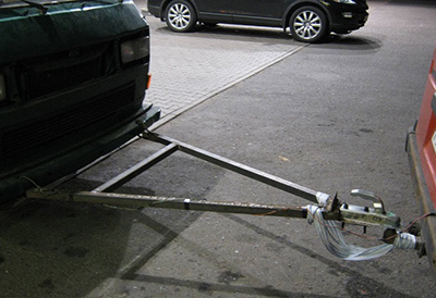 Жесткая сцепка при буксировке автомобиля